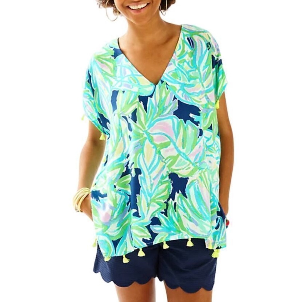 Lilly Pulitzer V-Neck Leaf Print Top in Aqua, Navy & Lime